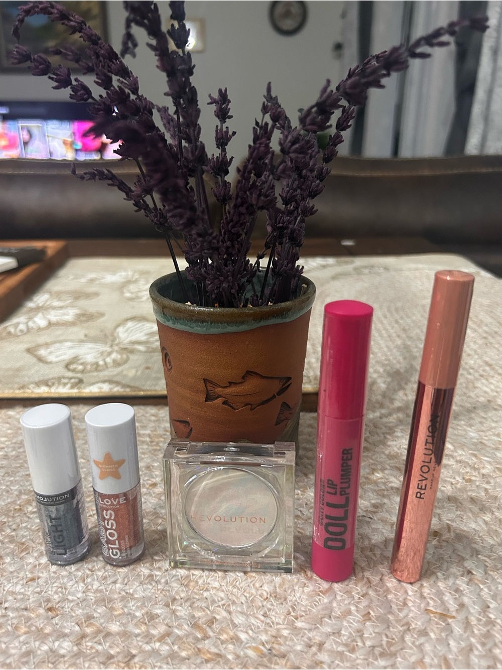 Revolution Pink Lip Plumper & Rose Gold Shimmer Highlighter Set